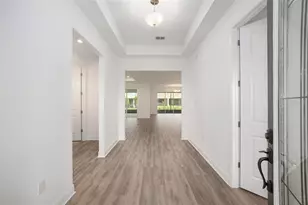 10187 SW 84th Ln, Ocala, FL 34481 - Photo 2