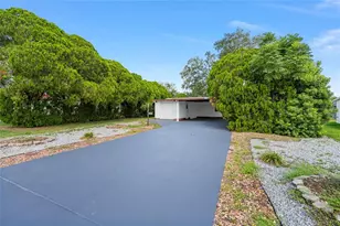 1004 Ann Ave, Lady Lake, FL 32159 - Photo 46