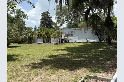 265 W McClendon St, Lady Lake, FL 32159 - Photo 2