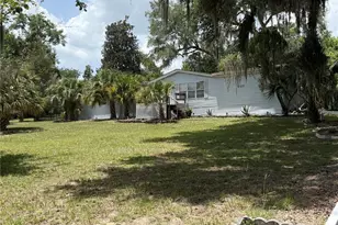 265 W McClendon St, Lady Lake, FL 32159 - Photo 2