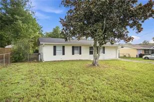 5207 SE 107th Pl, Belleview, FL 34420 - Photo 2