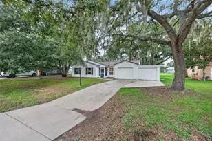 303 Oak Track Pass, Ocala, FL 34472 - Photo 4