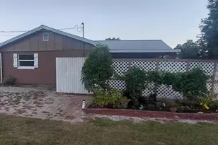 2260 SW Lois Ave, Arcadia, FL 34266 - Photo 8