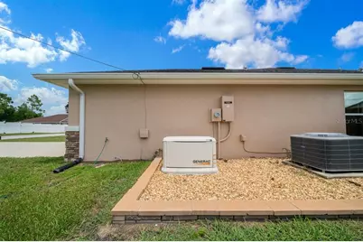 8828 SE 160th Place, Summerfield, FL 34491 - Photo 4