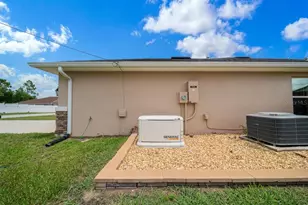 8828 SE 160th Pl, Summerfield, FL 34491 - Photo 4