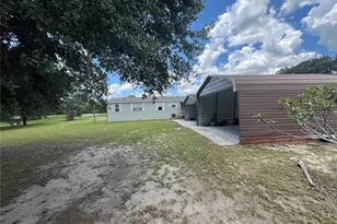 11949 SE Hwy 464, Ocklawaha, FL 32179 - Photo 12