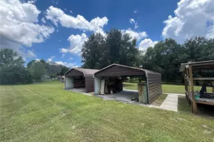 11949 SE Hwy 464, Ocklawaha, FL 32179 - Photo 10