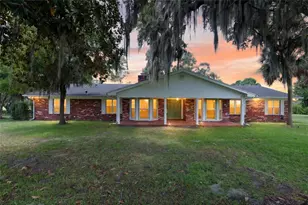 8544 NW 160th Ave, Morriston, FL 32668 - Photo 2