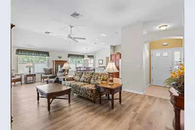 1134 Southern Sun Drive, The Villages, FL 32162 - Photo 4