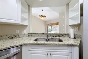 5281 Bowline Ct, Oxford, FL 34484 - Photo 8