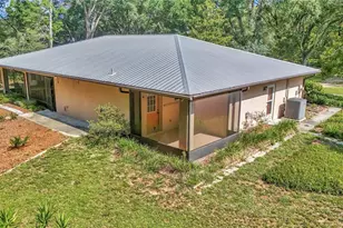 17690 SE 66 Pl, Morriston, FL 32668 - Photo 6