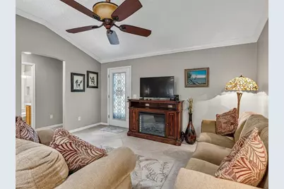 17770 SE 85th Ellerbe Avenue, The Villages, FL 32162 - Photo 6