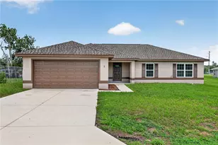7 Willow Run Dr, Ocala, FL 34472 - Photo 2