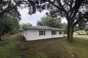 9202 N Abbot Dr, Citrus Springs, FL 34434 - Photo 4