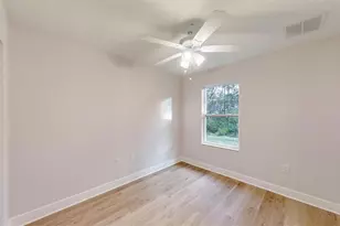 24304 NW Tamarind Ln, Dunnellon, FL 34431 - Photo 6