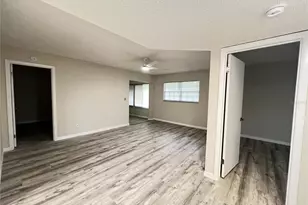 572 Fairways Ln, Ocala, FL 34472 - Photo 6