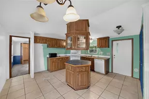 14085 SE 59th Ct, Summerfield, FL 34491 - Photo 4