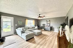 4263 Weldon Ave, Spring Hill, FL 34609 - Photo 6