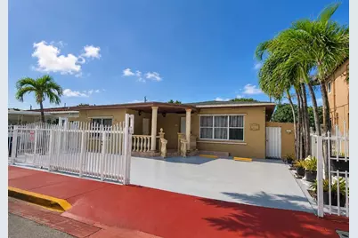 955 79th Terrace, Miami Beach, FL 33141 - Photo 2