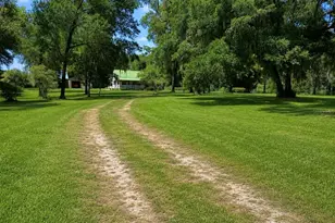 18848 SW 60th St, Dunnellon, FL 34432 - Photo 2