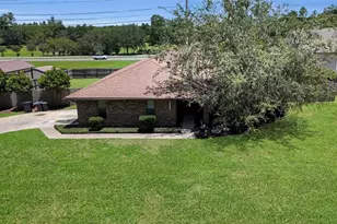 2045 SE 32nd St, Ocala, FL 34471 - Photo 1