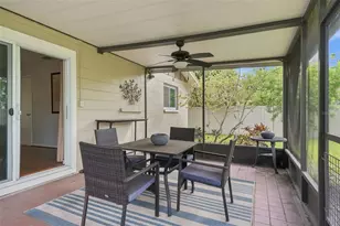 205 SE Monroe Cir N, Saint Petersburg, FL 33703 - Photo 22