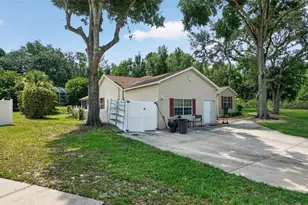 706 Murray Ln, Lady Lake, FL 32159 - Photo 30