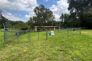 18225 SE 22nd Pl, Silver Springs, FL 34488 - Photo 10