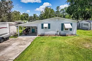 104 Edgewater Rd, Satsuma, FL 32189 - Photo 2