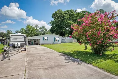104 Edgewater Road, Satsuma, FL 32189 - Photo 4