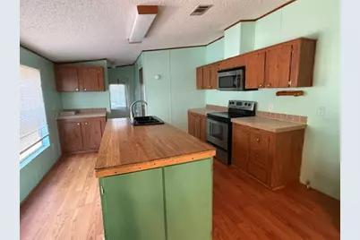 18351 SE 62nd Place, Ocklawaha, FL 32179 - Photo 4