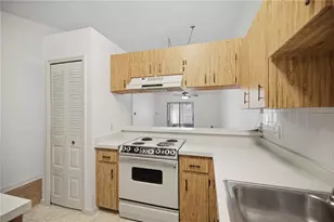 5033 SE 109th Pl, Belleview, FL 34420 - Photo 8