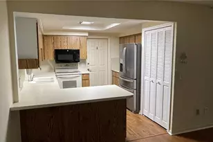 1702 NE 38th Ave, Ocala, FL 34470 - Photo 4