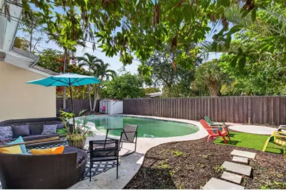 732 NW 18th Street, Fort Lauderdale, FL 33311 - Photo 14