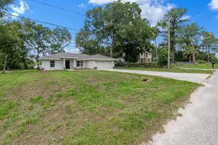 13556 SE 102nd Ct, Belleview, FL 34420 - Photo 8