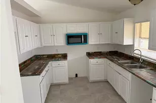 1160 W Geneva Pl, Citrus Springs, FL 34434 - Photo 4