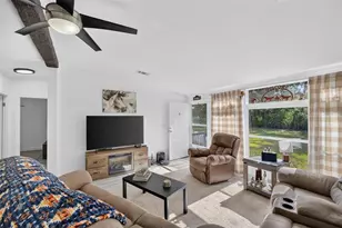 15680 SE 171st Ln, Weirsdale, FL 32195 - Photo 6
