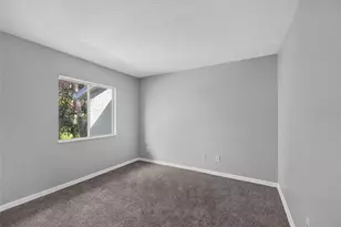 586 Bahia Cir, Ocala, FL 34472 - Photo 8