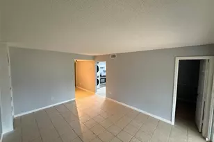 586 Bahia Cir, Ocala, FL 34472 - Photo 6