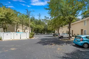 1710 NW 7th St, Gainesville, FL 32609 - Photo 4