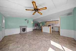 13082 SE 47th Ct, Belleview, FL 34420 - Photo 8