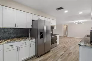 211 S Davis St, Beverly Hills, FL 34465 - Photo 6