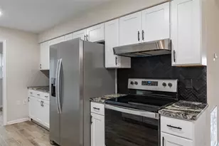 211 S Davis St, Beverly Hills, FL 34465 - Photo 8