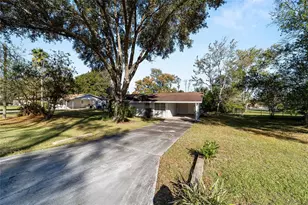 21529 SW Honeysuckle St, Dunnellon, FL 34431 - Photo 10