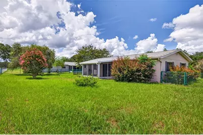 10405 SW 98th Terrace, Ocala, FL 34481 - Photo 2