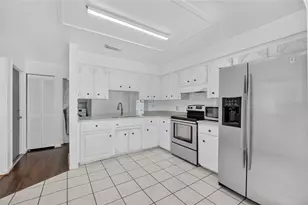 5579 W Pine Cir, Crystal River, FL 34429 - Photo 8