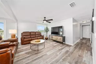 1285 NW 102nd Blvd, Wildwood, FL 34785 - Photo 12