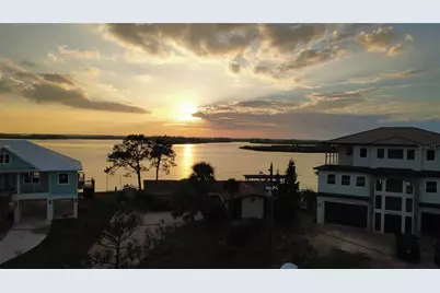 11999 W Bayshore Drive, Crystal River, FL 34429 - Photo 2