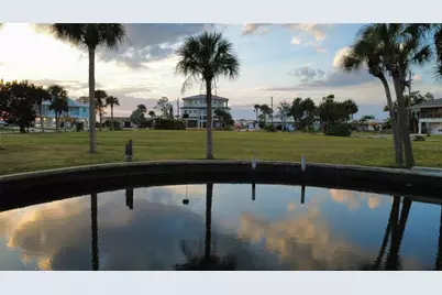 11999 W Bayshore Drive, Crystal River, FL 34429 - Photo 10
