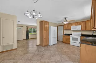 1901 NE 52nd St, Ocala, FL 34479 - Photo 12
